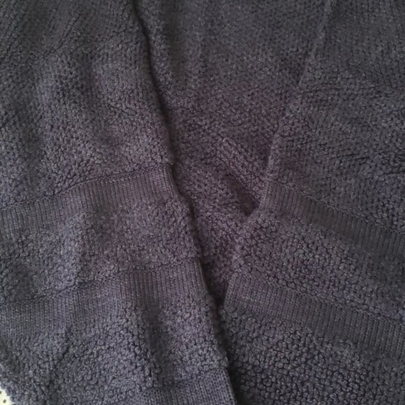 SALE! Scoopneck Crop Sweater - Picture 11 of 15